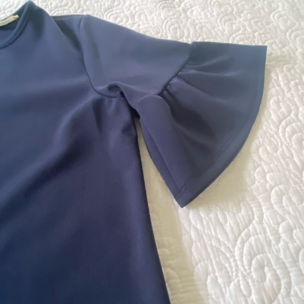 Les Amis Shift Dress Navy Short Ruffle Sleeves Minimalist Size L Fits like a M - Picture 7 of 9